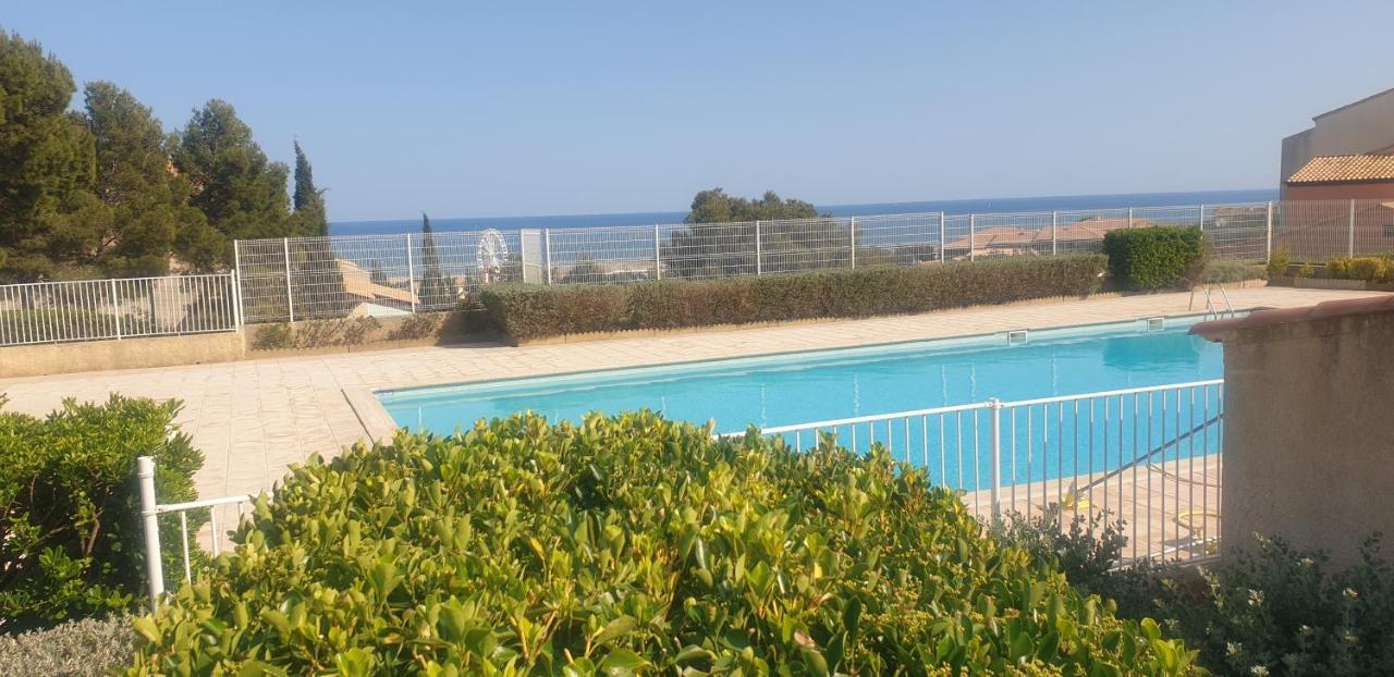 Appt 2 Ou 4 Personnes Avec Piscine, Tennis Et Parking Prive Fleury  Dış mekan fotoğraf