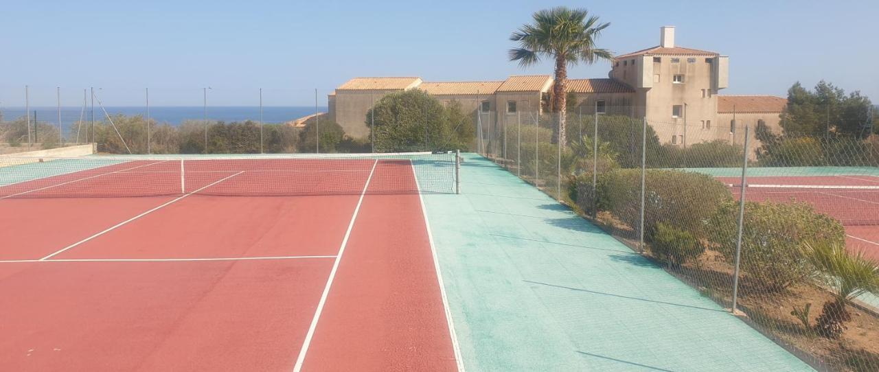 Appt 2 Ou 4 Personnes Avec Piscine, Tennis Et Parking Prive Fleury  Dış mekan fotoğraf